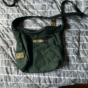 Vinyl Moschino crossbody